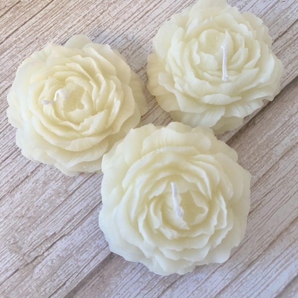 White Floral Candle