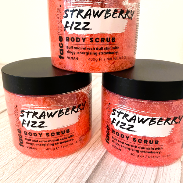 Strawberry Fizz Body Scrub 400g