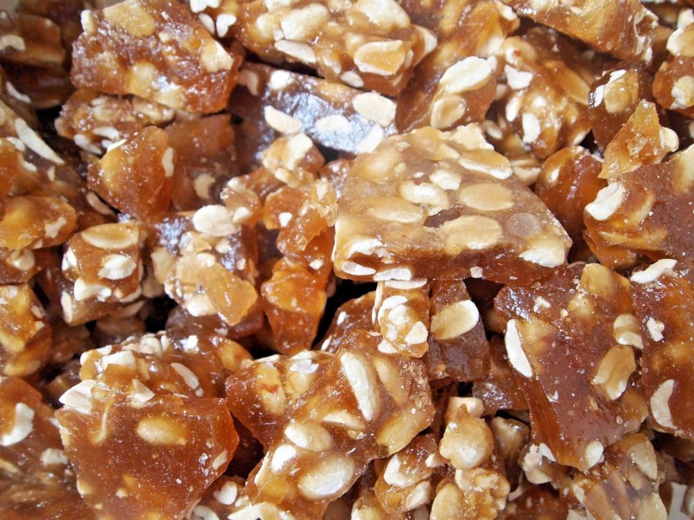 Nut Cluster Peanut Brittle